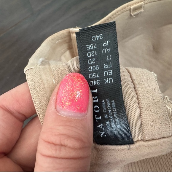 NWOT NATORI FEATHERS  PLUNGE STRAPLESS BRA 34D - Picture 6 of 6